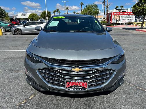 Sterling Gray Metallic 2024 Chevrolet Malibu FWD 1LT