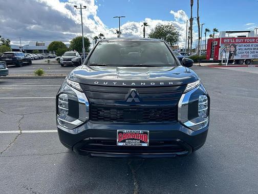 Graphite Gray 2026 Mitsubishi Outlander LE 1.5T 2WD