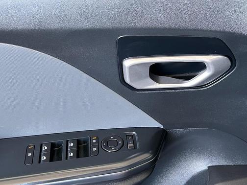 Interstellar Gray 2025 Kia K4 LXS