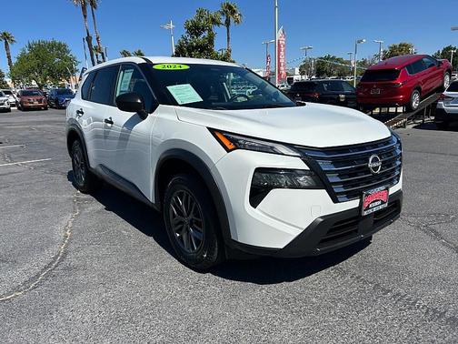 Glacier White 2024 Nissan Rogue S