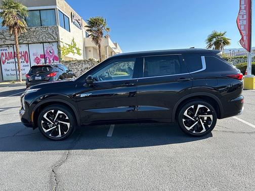 2025 Mitsubishi Outlander PHEV SEL