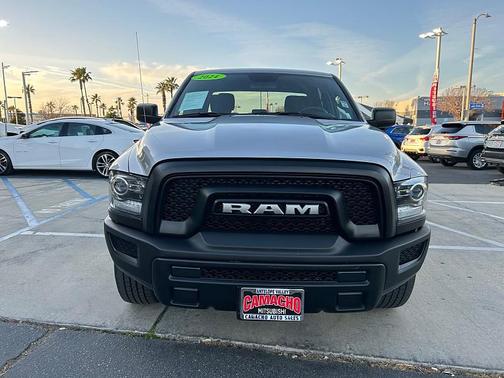 2024 RAM 1500 Classic Warlock Crew Cab 4x2 5'7' Box
