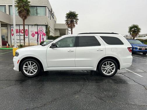 White Knuckle Clearcoat 2024 Dodge Durango GT Plus