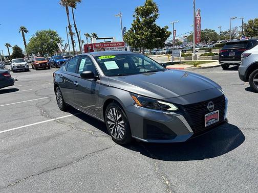 Gun Metallic 2025 Nissan Altima SV FWD