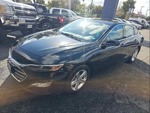 2022 Chevrolet Malibu FWD LT