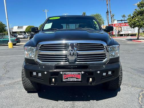 Brilliant Black Crystal Pearlcoat 2017 RAM 1500 Big Horn