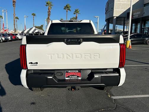 Ice Cap 2024 Toyota Tundra SR5