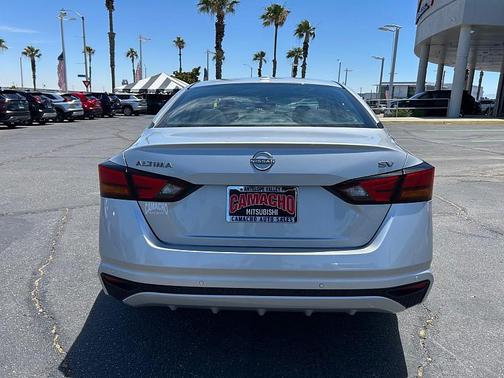 Brilliant Silver Metallic 2023 Nissan Altima 2.5 SV