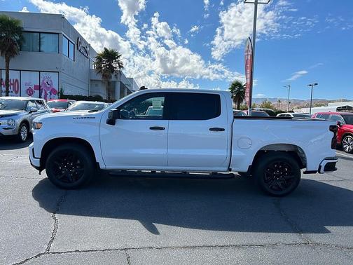 2020 Chevrolet Silverado 1500 Custom