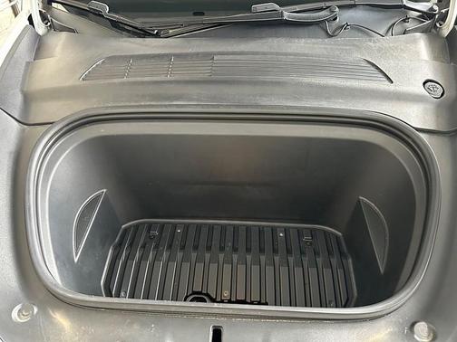 2020 Tesla Model Y Long Range Dual Motor All-Wheel Drive