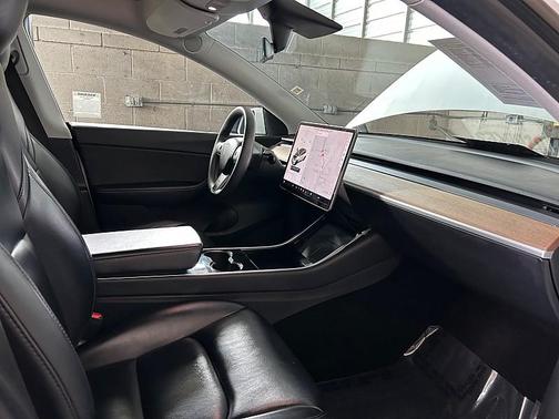 2020 Tesla Model Y Long Range Dual Motor All-Wheel Drive