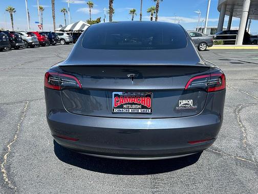 Pearl White Multi-Coat 2023 Tesla Model 3 Performance