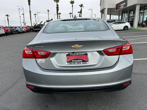 Sterling Gray Metallic 2024 Chevrolet Malibu FWD 1LT