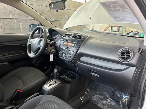 Mercury Gray 2017 Mitsubishi Mirage G4 ES