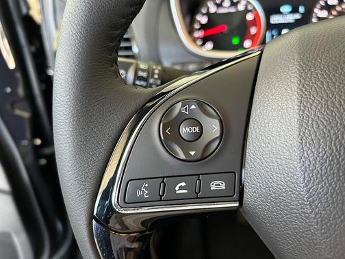 Labrador Black Pearl 2026 Mitsubishi Eclipse Cross SE