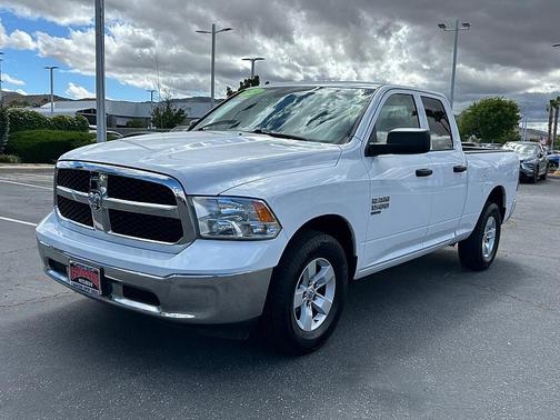 Bright White Clearcoat 2024 RAM 1500 Classic SLT