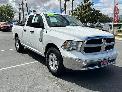 Bright White Clearcoat 2024 RAM 1500 Classic SLT