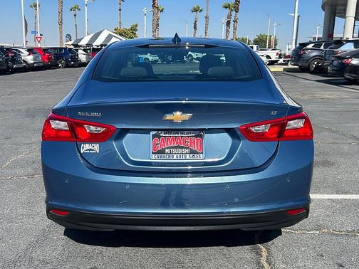 Lakeshore Blue Metallic 2024 Chevrolet Malibu FWD 1LT