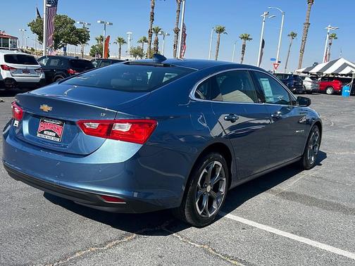 Lakeshore Blue Metallic 2024 Chevrolet Malibu FWD 1LT