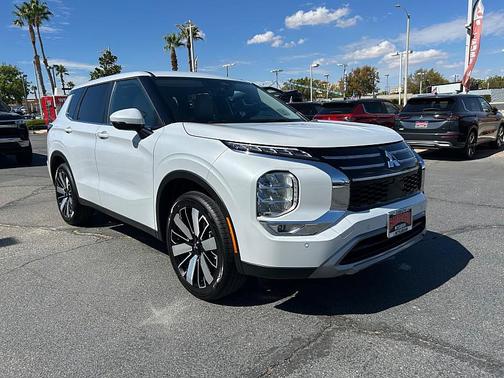 2025 Mitsubishi Outlander SE 2.5 2WD
