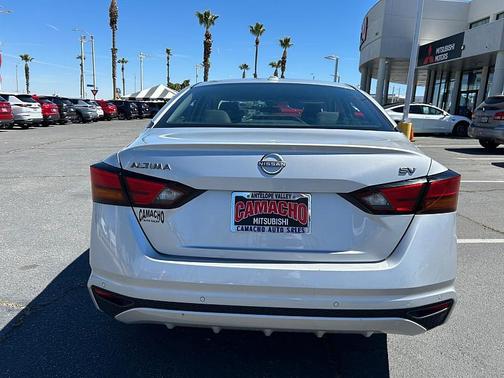 Brilliant Silver Metallic 2024 Nissan Altima 2.5 SV
