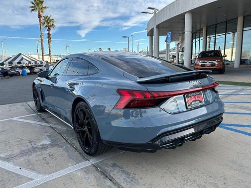 Kemora Gray Metallic 2022 Audi e-tron GT Premium Plus