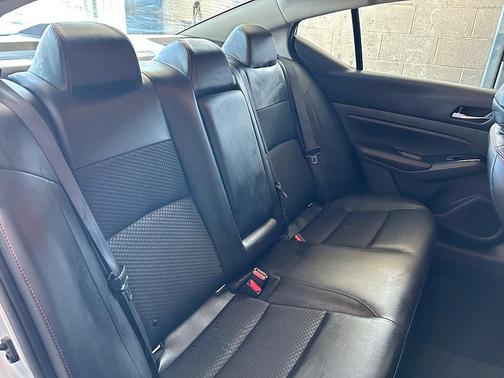 Brilliant Silver Metallic 2023 Nissan Altima SR FWD