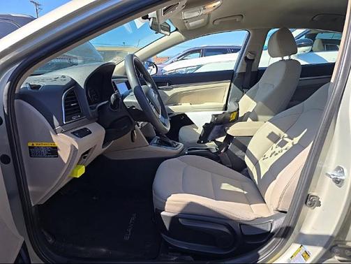Mineral Beige 2017 Hyundai ELANTRA SE