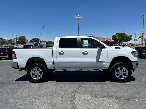 Bright White Clearcoat 2022 RAM 1500 Big Horn/Lone Star