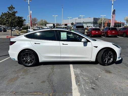 Pearl White Multi-Coat 2021 Tesla Model 3 Standard Range Plus