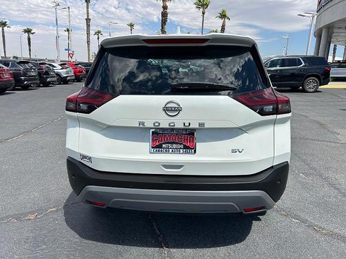 Pearl White Tricoat 2023 Nissan Rogue SV