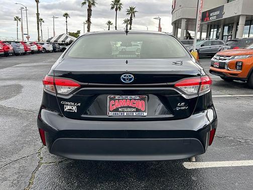 2025 Toyota Corolla Hybrid LE