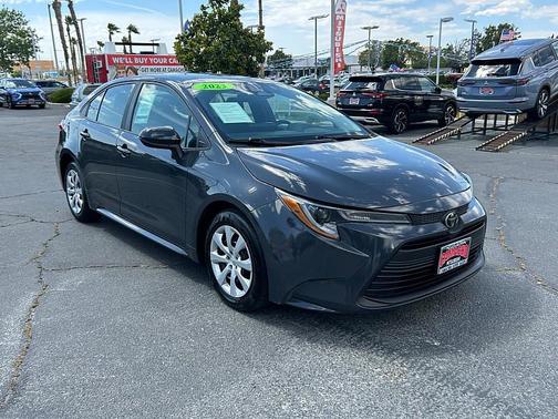 BLACK 2023 Toyota Corolla LE