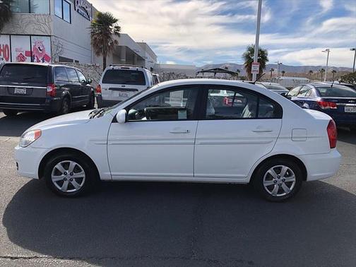 2009 Hyundai Accent GLS