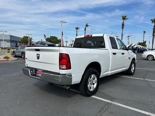 Bright White Clearcoat 2024 RAM 1500 Classic SLT