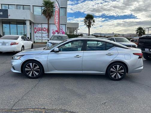 2021 Nissan Altima 2.5 SV