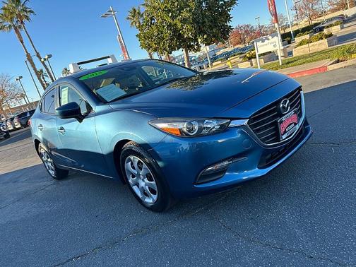 2018 Mazda Mazda3 Sport