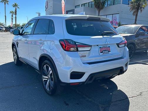 2025 Mitsubishi Outlander SE 2.5 2WD