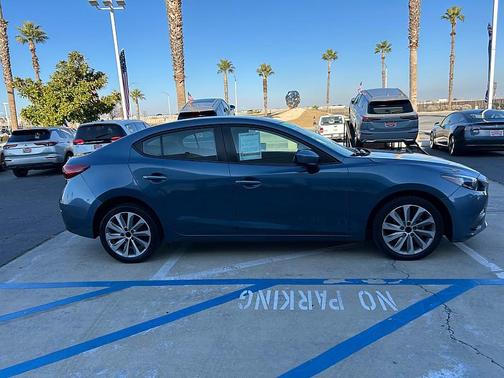 2015 Mazda Mazda3 i Sport