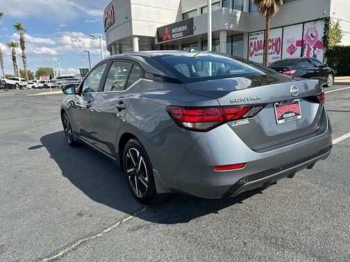 Gun Metallic 2024 Nissan Sentra SV