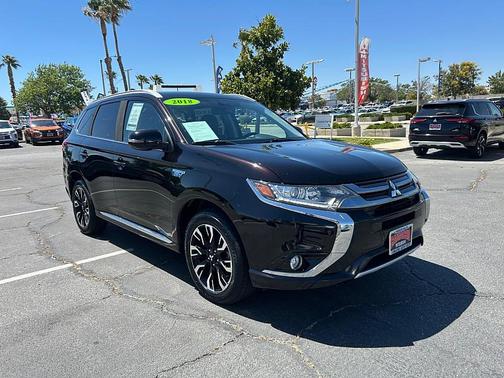 Ruby Black Pearl 2018 Mitsubishi Outlander PHEV SEL