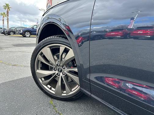 2019 Audi SQ5 3.0T Prestige