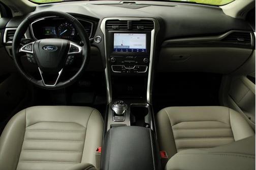 2019 Ford Fusion Hybrid SEL