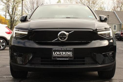 2024 Volvo XC40 Recharge Pure Electric Twin Plus