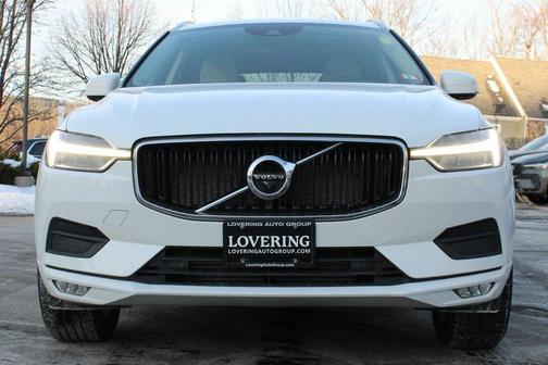 2021 Volvo XC60 T5 Momentum