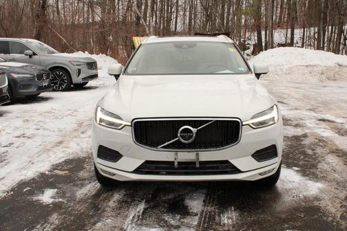2021 Volvo XC60 T5 Momentum