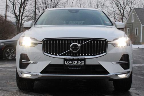 2023 Volvo XC60 B5 Plus Bright Theme