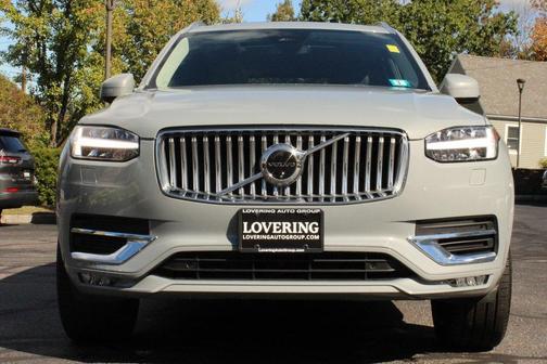 2024 Volvo XC90 B6 Plus Bright Theme 7-Seater