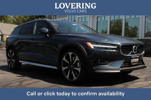 2026 Volvo V60 Cross Country B5 Ultra