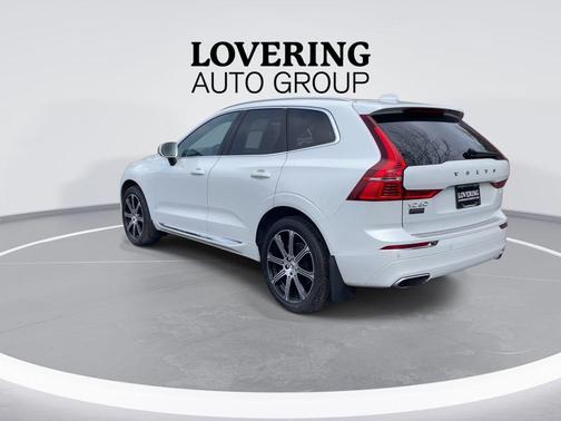 Crystal White Metallic 2021 Volvo XC60 T5 Inscription